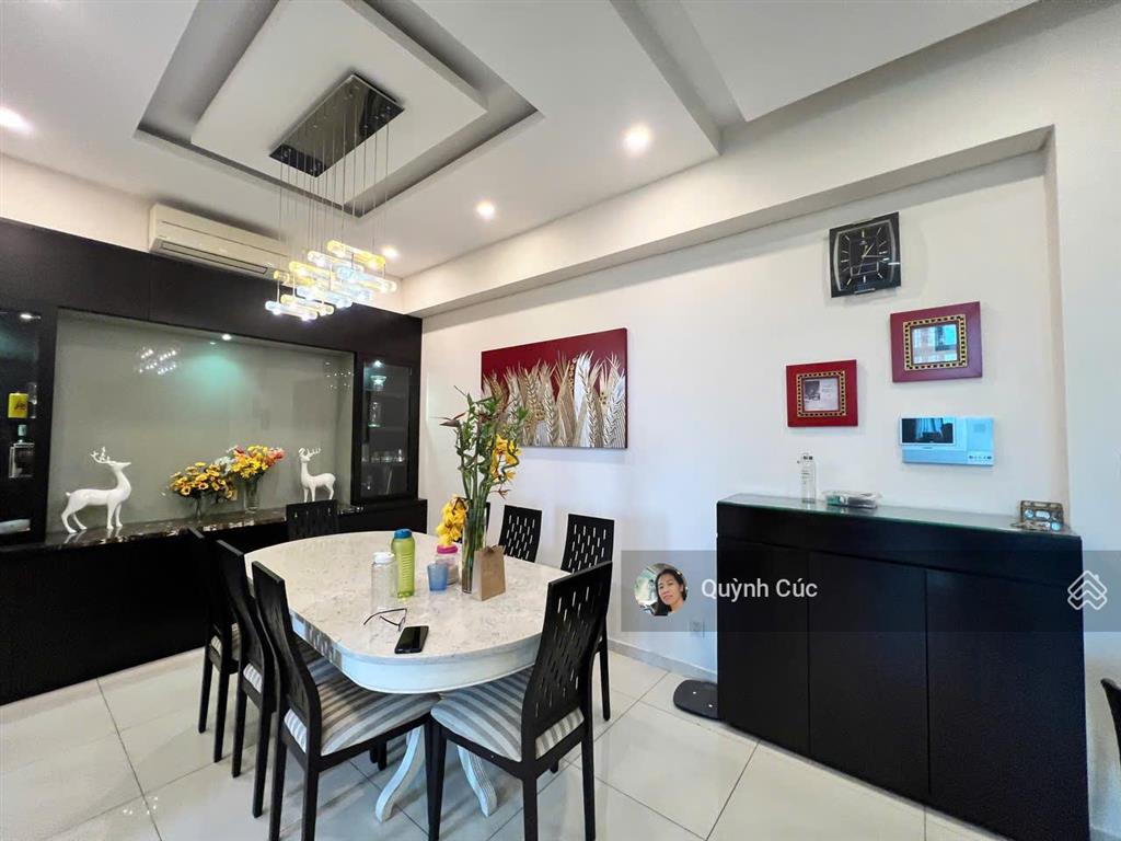 Bán ch view mặt hồ bơi tại the vista an phú q2 hcm 139m2 3pn 3wc đang sẵn hđ thuê giá 13 tỷ