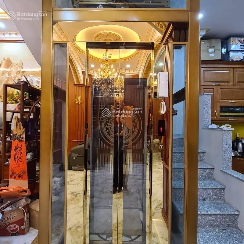 Dinh thự hoàng gia lô góc 2 mặt tiền  "sống thượng lưu" tại trung tâm nam từ liêm thang máy 170m2