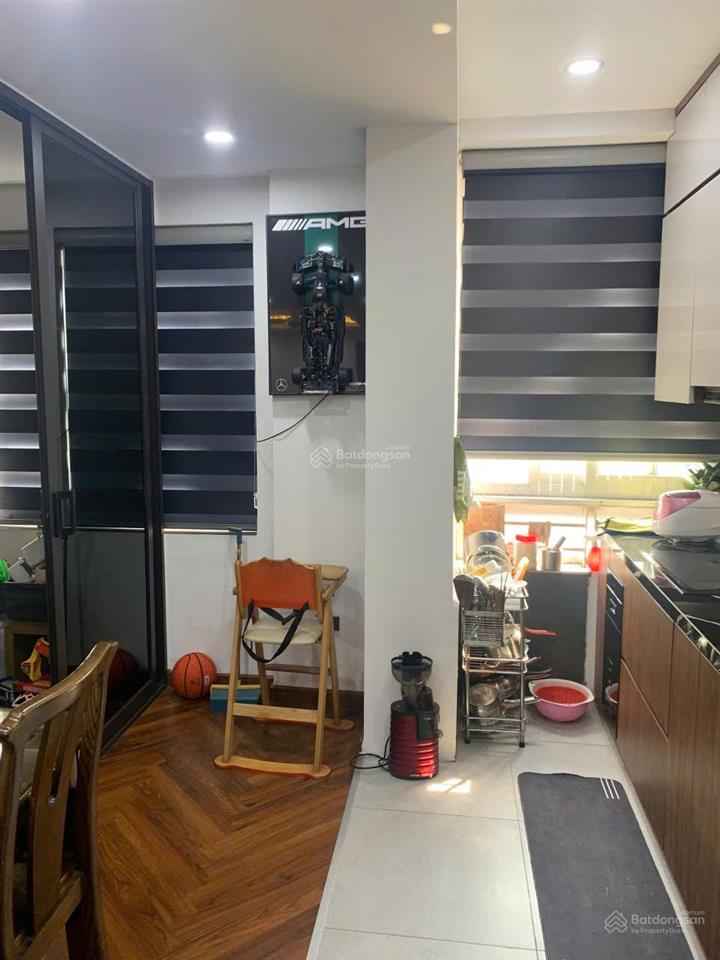 Bán căn hộ chung cư 75m2 tòa nhà view hồ mát mẻ và công viên hòa bình, sinh thái cây xanh 6.8 tỷ