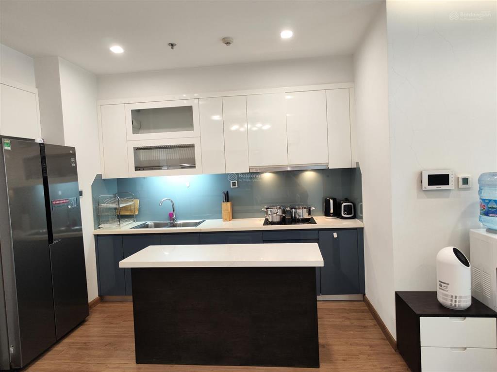 Bán căn hộ luxury cao cấp vinhomes metropolis liễu giai ba đình 2pn view hồ tây 16 tỷ