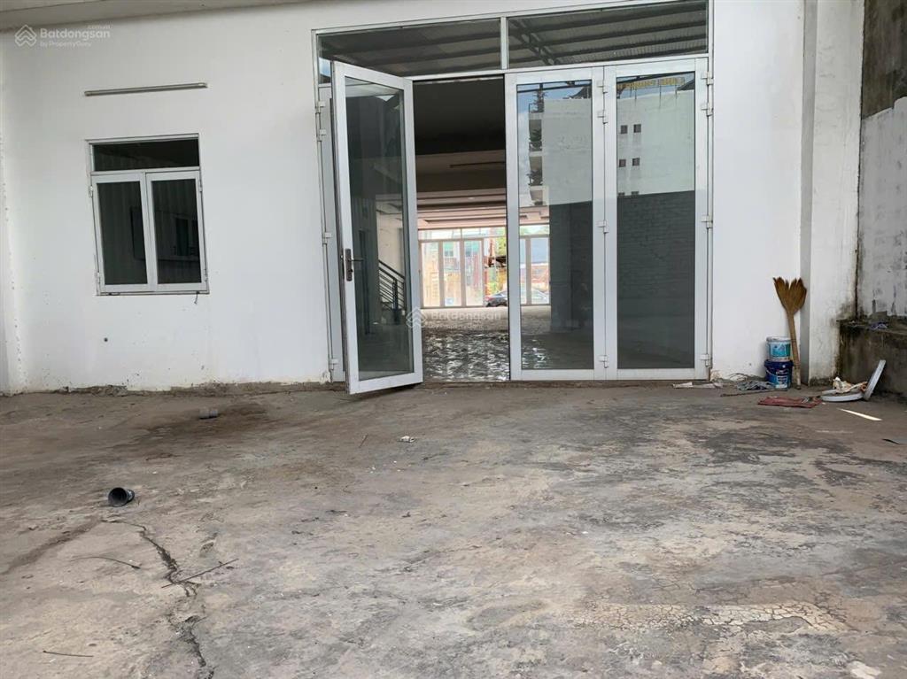 Cho thuê nhà 4 tầng dt đất 7x30m mtkd hoàng hữu nam, đoạn gần bv ung bướu, metro suối tiên, bến xe.