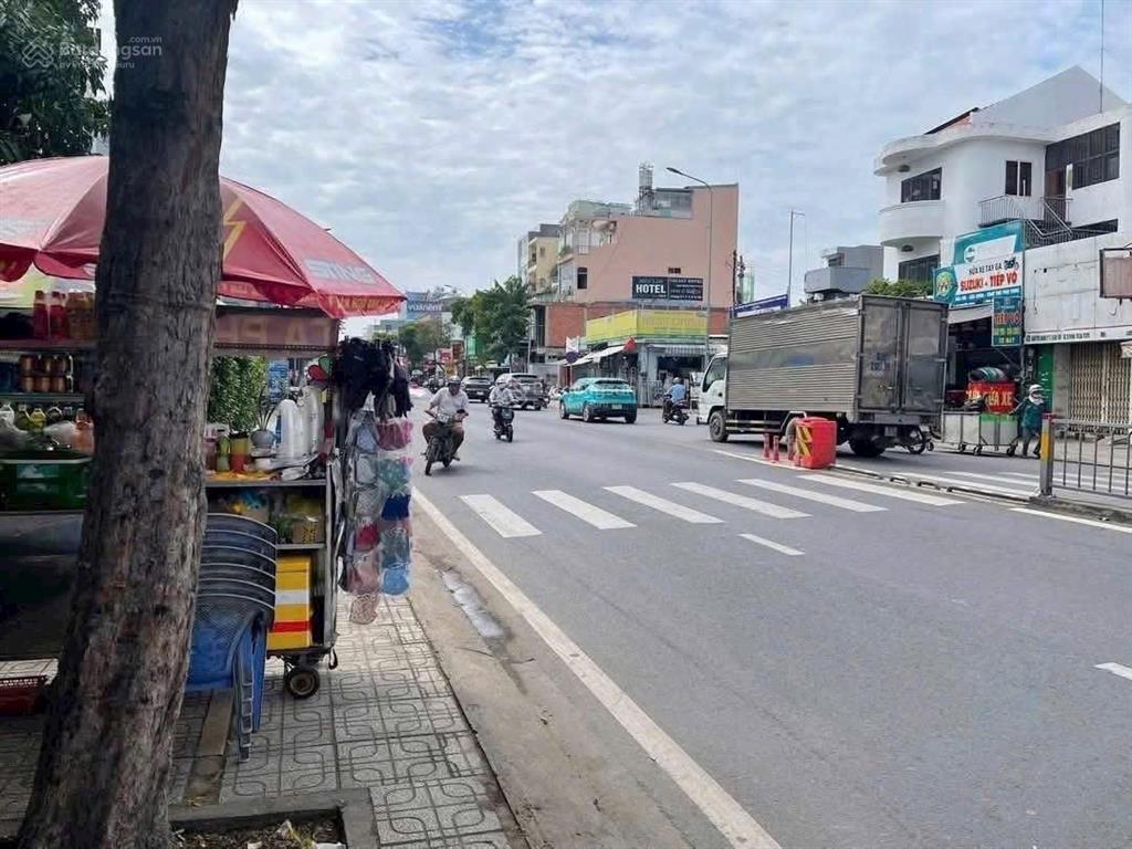 Bán đất góc 2 mặt tiền hẻm thông tứ hướng