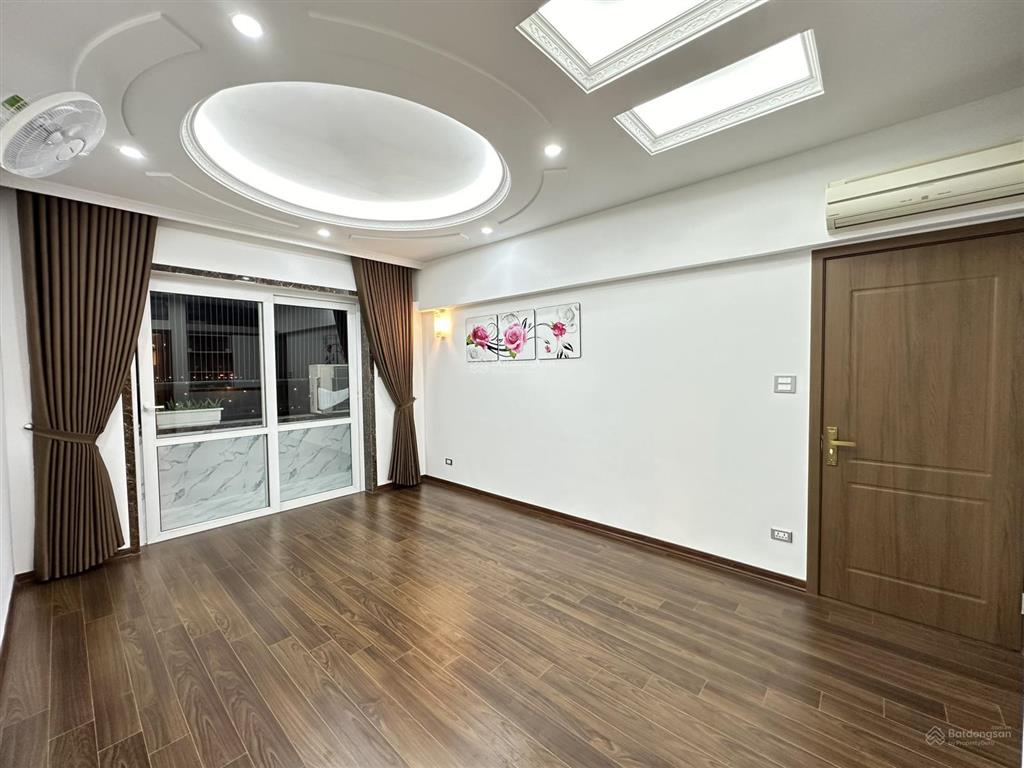 Bán căn hộ 115m2 * 3pn full nội thất, số 5 tú mỡ