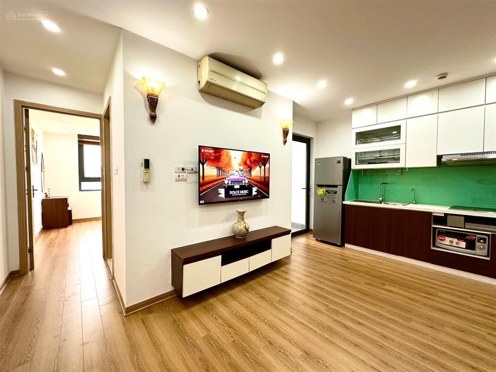 Bán gấp căn hộ 50m 2pn1wc ct3 kđt mới nghĩa đô.