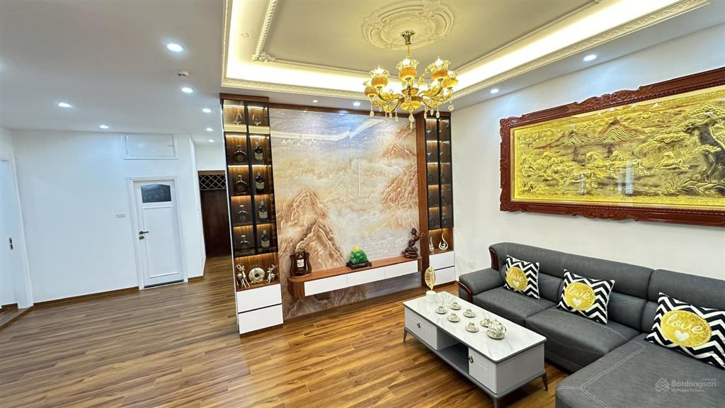 Bán chcc 115m2  3pn phố nguyễn chí thanh  đống đa, căn góc, giá hơn 8 tỷ