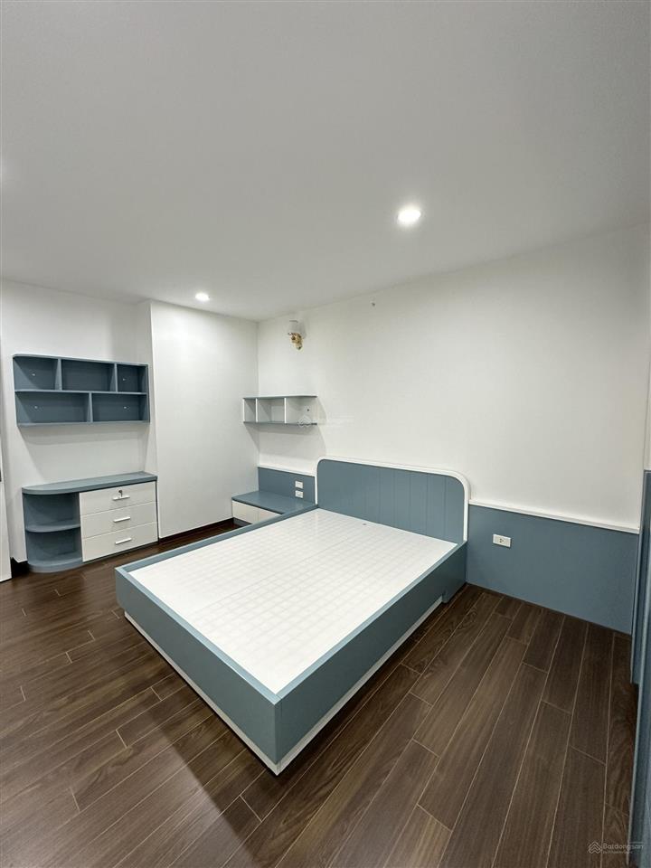 Căn hộ 115m  3pn2wc, đường nguyễn chí thanh.