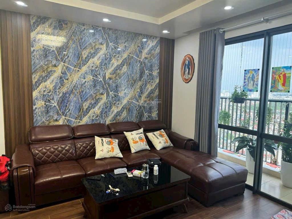 Bán căn hộ tại mipec towers 96m²  2pn, bc đông nam