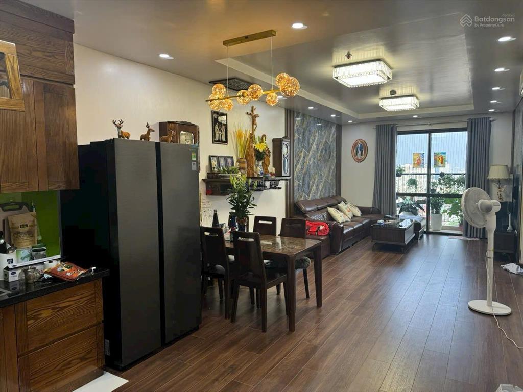 Bán căn hộ tại mipec towers 96m²  2pn, bc đông nam