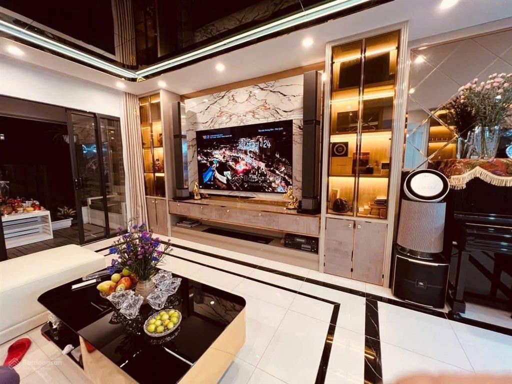 Bán căn hộ chung cư 170 đê la thành 98m 2pn giá 9 tỷ
