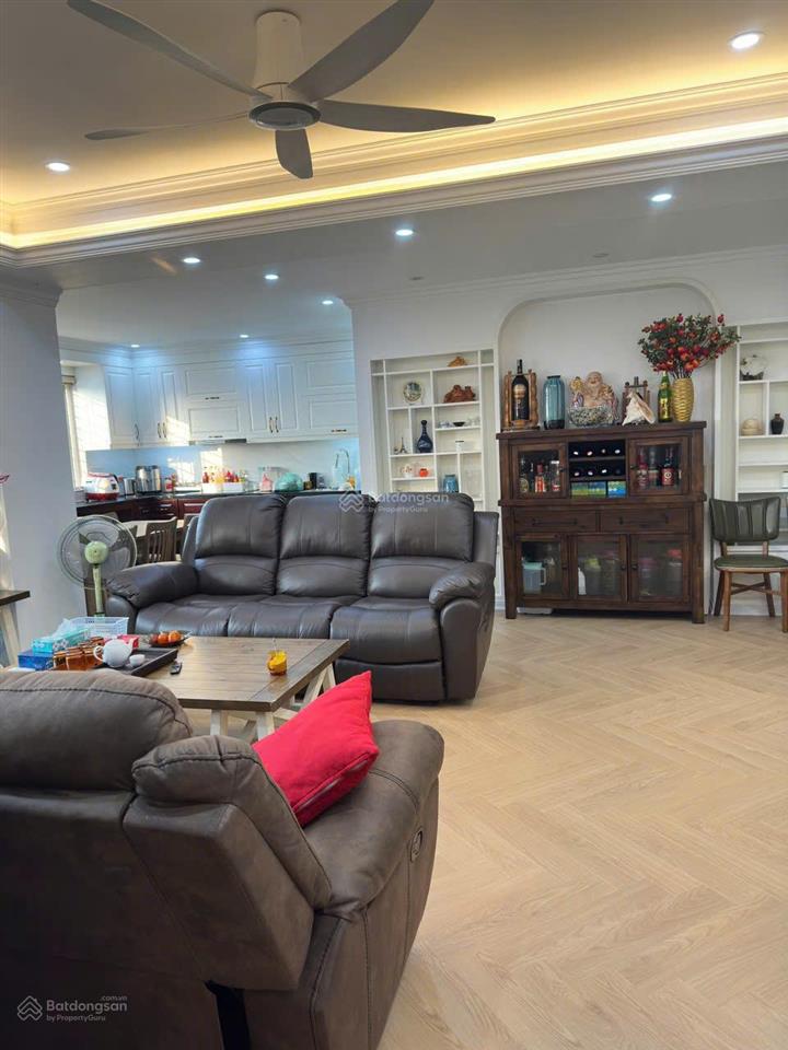 Bán ch tầng 15 tòa green park tower  đường dương đình nghệ. giá hơn 8 tỷ