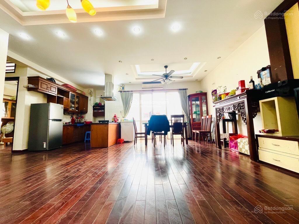 Bán căn hộ tầng 5 tòa ctm  299 cầu giấy. giá 6,25 tỷ