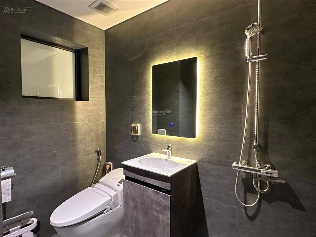 Chính chủ bán căn hộ 85m 3pn, tầng 8 tòa 259 yên hòa. giá hơn 6 tỷ