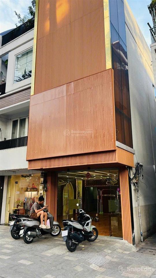 Cho thuê căn góc  mặt tiền sư vạn hạnh  4 tầng  vị trí đẹp khai thác kinh doanh