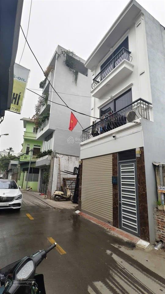 Bán nhà phân lô oto tránh kinh doanh ngọc hồi thanh trì dt50m*3 tầng * giá 10 tỷ.