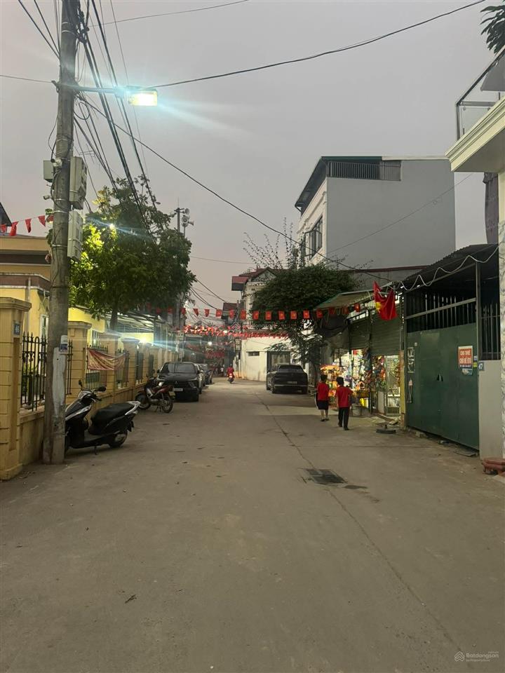 Bán đất đấu giá thọ am  liên ninh dt60m  mt4.5m  giá 9.5 tỷ. phân lô 3 ô tô tránh kd đỉnh