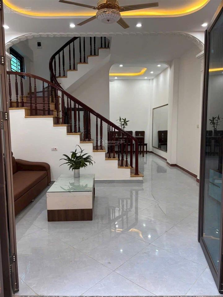 Nhà riêng đẹp tại vạn phúc thanh trì dt40m 3 tầng lô góc giá 4.5 tỷ.