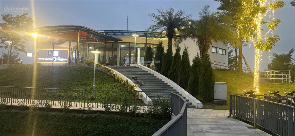 Villa 3 tầng dt 225m2 full giá hơn 18 tỷ trực tiếp từ cđt 0911 089 *** nhiều chính sách ưu đãi