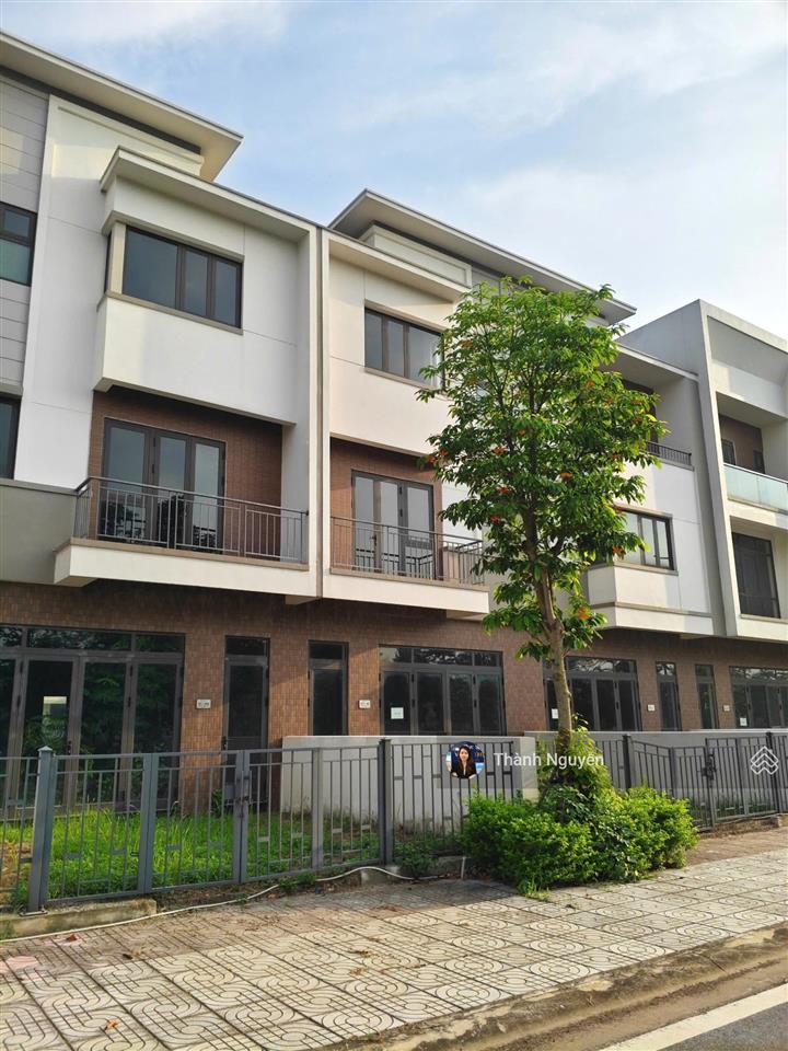 Chủ thiện chí, cắt lỗ chỉ 7,3 tỷ  sh2 centa riverside 100m²  sổ cất két