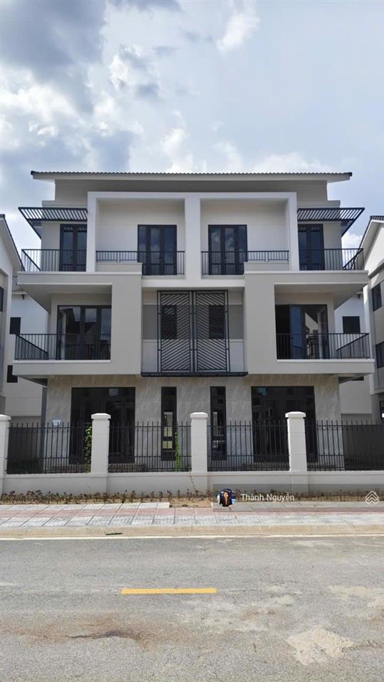 Bán biệt thự đẹp tại centa riverside, hữu nghị, từ sơn, 11.6 tỷ  180 m2, nhiều tiện ích