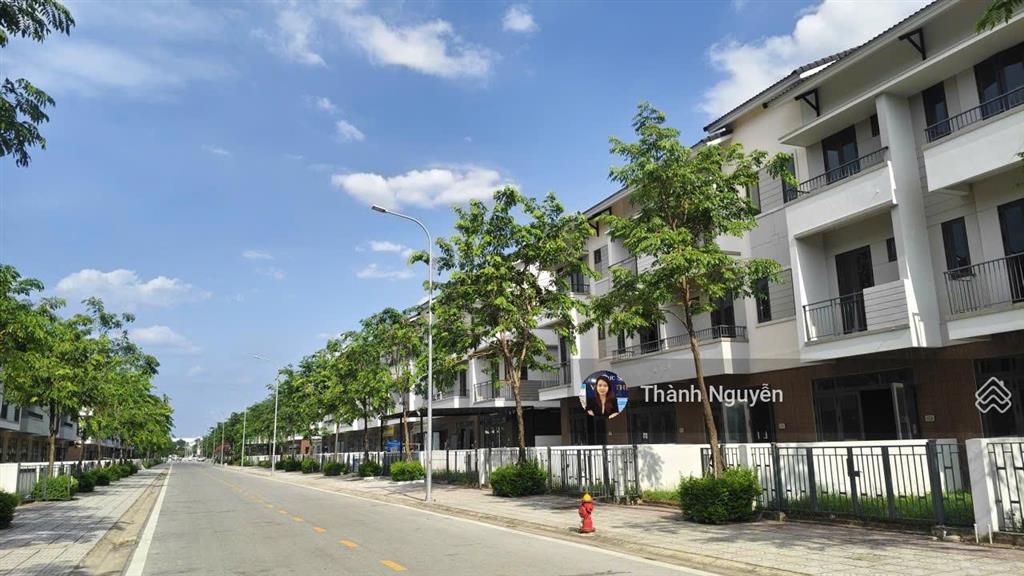 Hiếm có 1 căn 3 tầng tại centa riverside rộng 100m2, chỉ 6,x tỷ