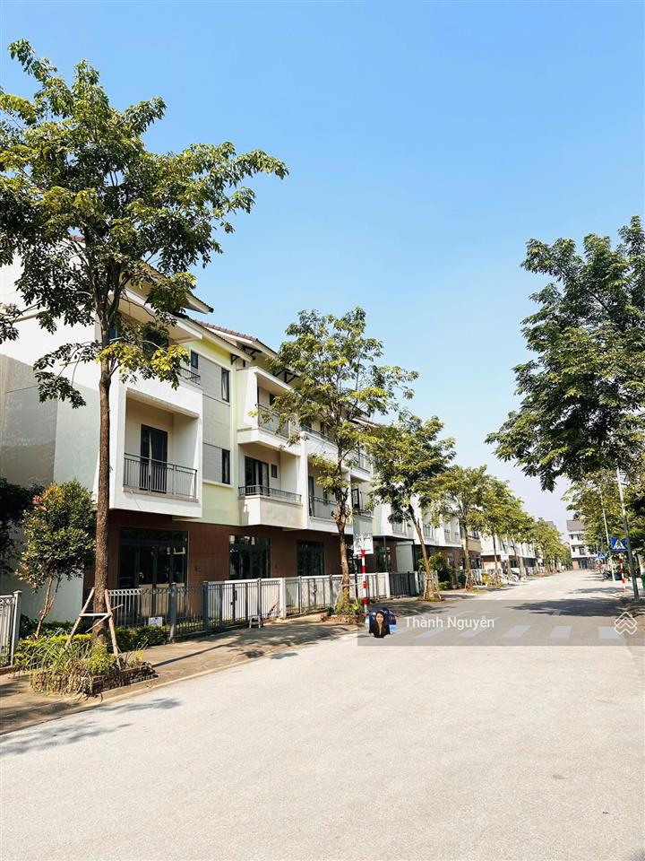 Shophouse centa city vsip từ sơn căn đẹp gần công viên, giá chỉ 7,4 tỷ!