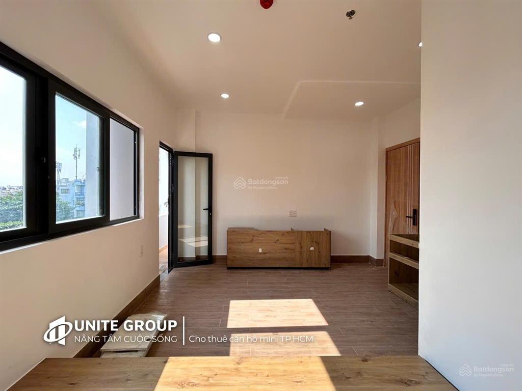 Mới 100% | studio ban công, cửa sổ | gần ngã tư bảy hiền tân bình