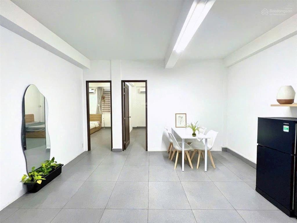 Khai trương căn hộ 2pn ban công máy giặt riêng | tân bình