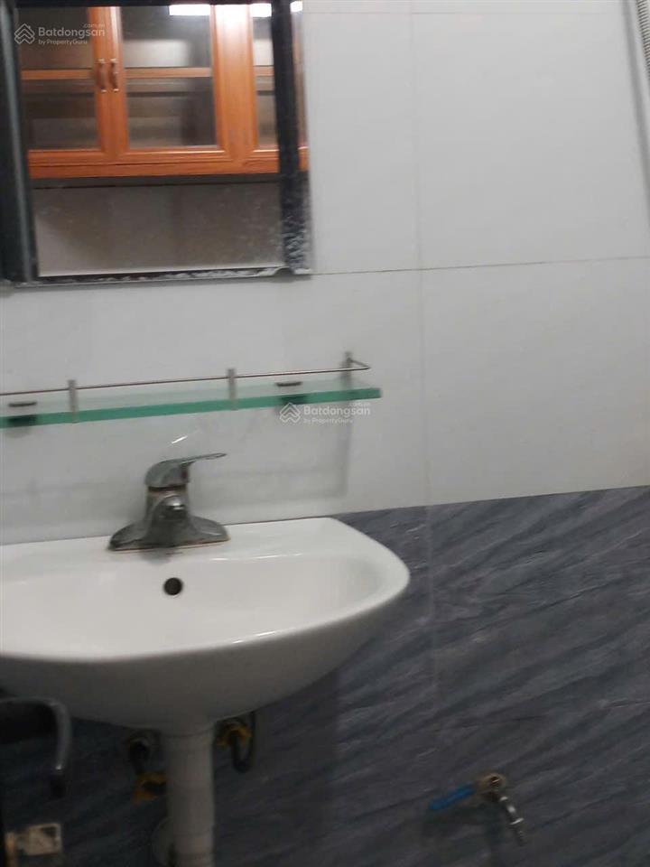 Cho thuê nhà mới vào ở ngay vị trí ngõ ô tô cự khối