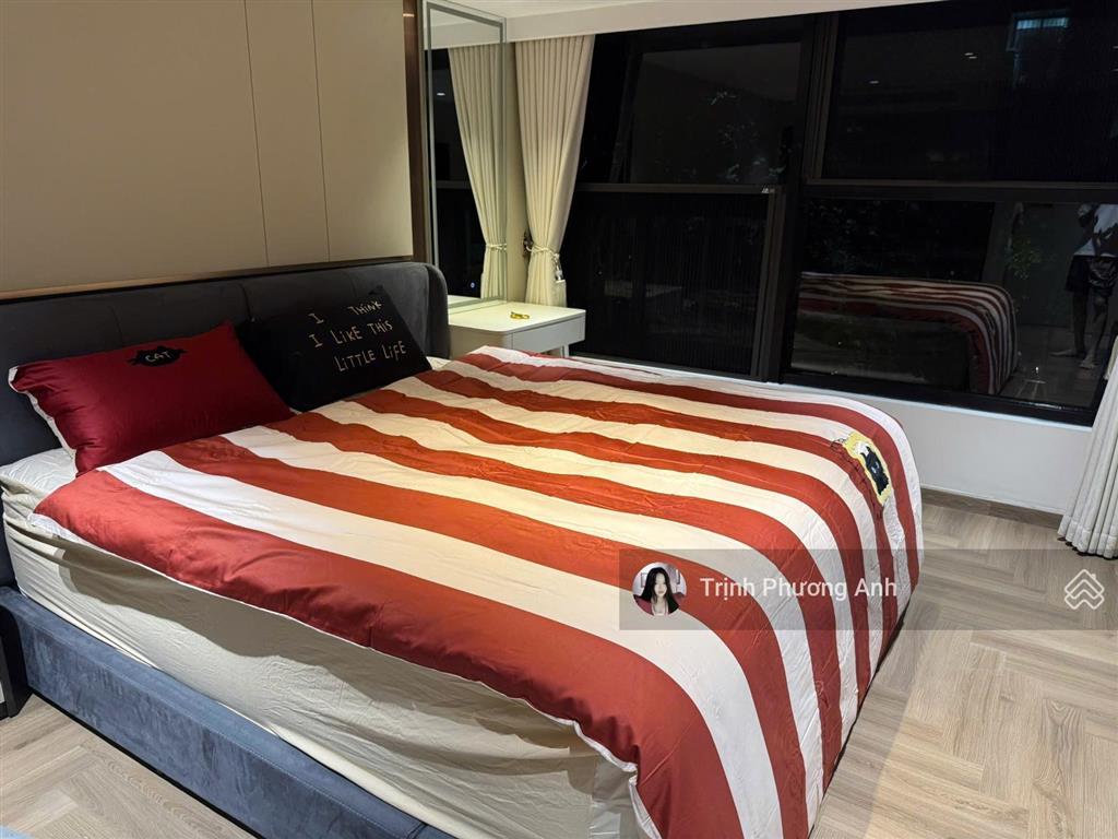 Chính chủ thiện chí duplex times city, giá ưu đãi 26,9 tỷ, diện tích 242m2, 5pn, đầy đủ nội thất