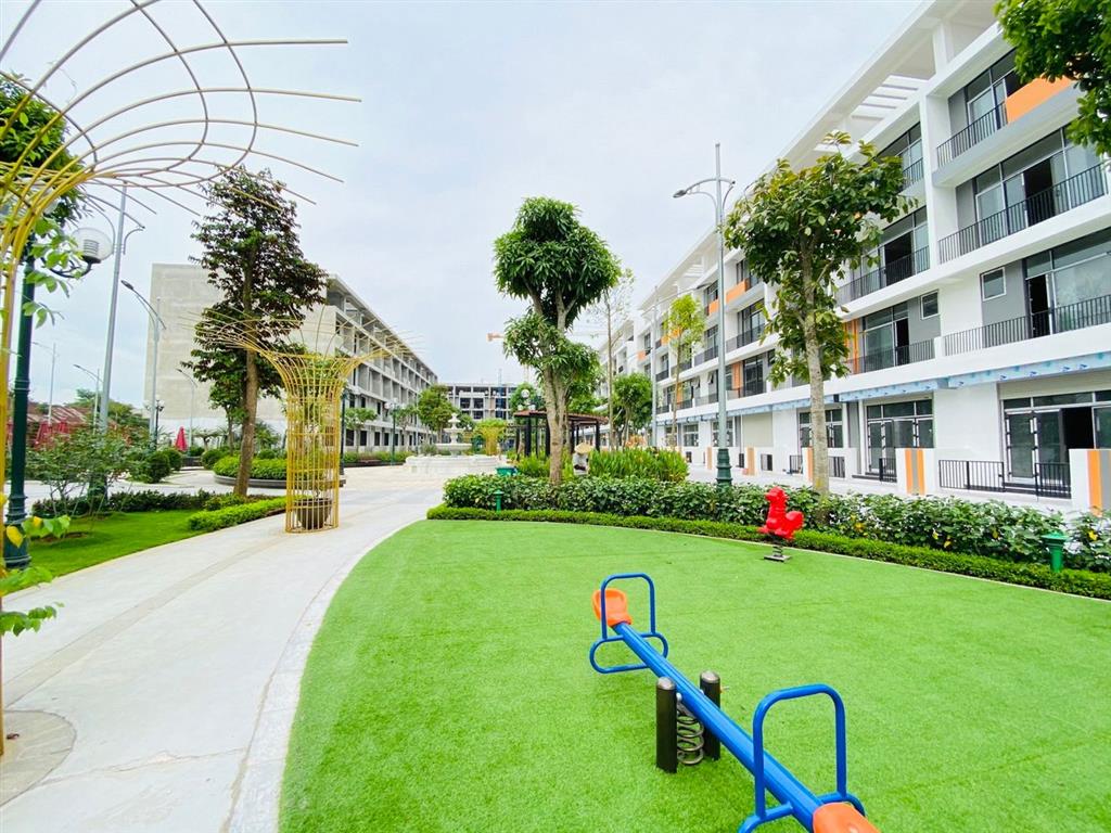Cần bán gấp căn hộ 75m giá 5.9 tỷ bình minh garden