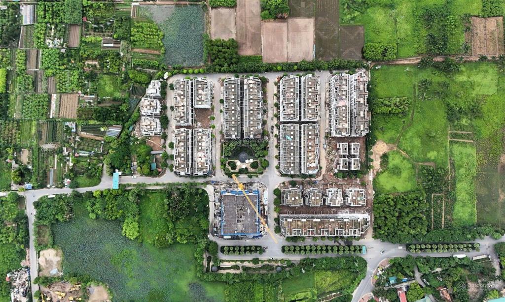 Cần tiền em bán gấp căn liền kề dt 100m2 green little town cổ bi, giá 17,5 tỷ nhận nhà ngay căn góc