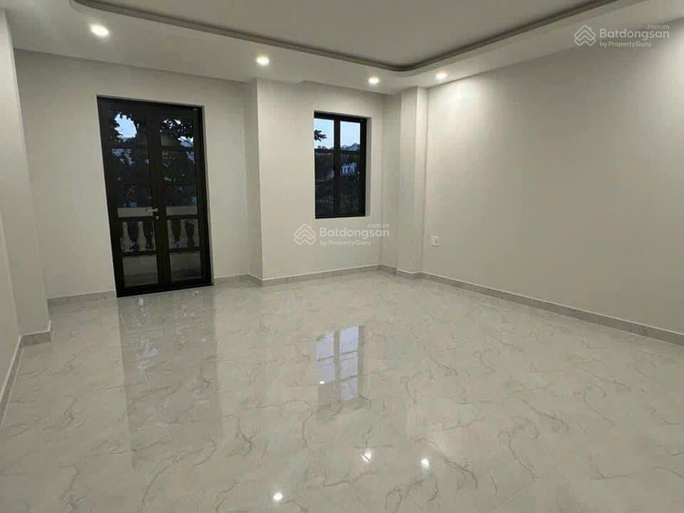 Cho thuê nguyên sàn có thang máy khu cityland gò vấp 10tr/tháng