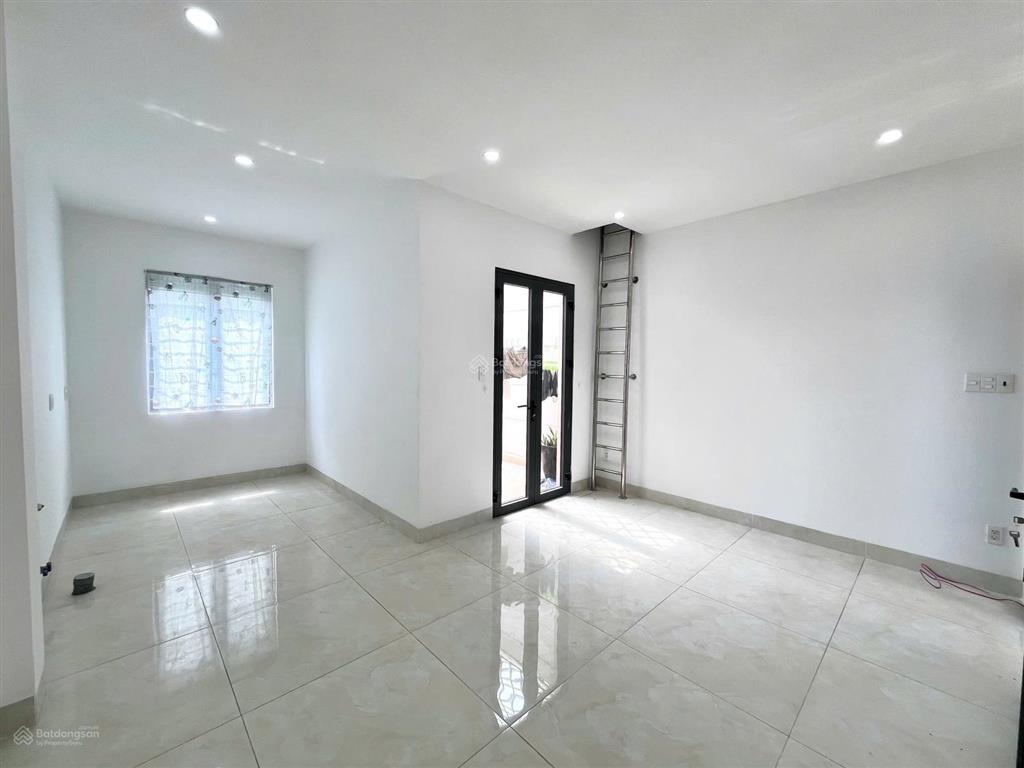 Cho thuê văn phòng khu cityland giá 5 triệu