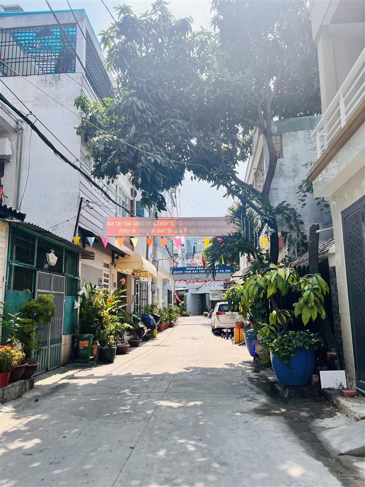 6.x tỷ nhà 2 tầng, đường số 8, gần aeon mall tân phú, hxt thông thoáng. 2 mặt tiền, tiện cho thuê.