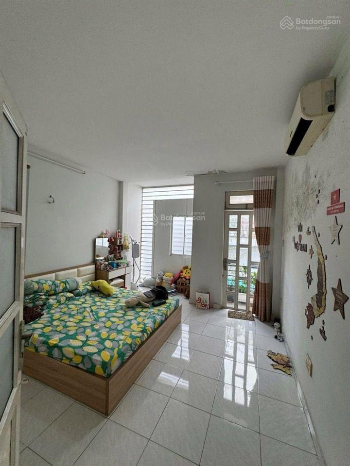 Bán nhà 3 tầng, 60m2, ngay kênh nước đen lê thúc hoạch, bình tân, chỉ 5.x tỷ