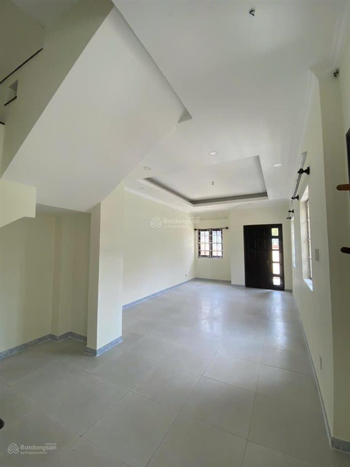 Giá bán trong tuần  biệt thự góc 2 mt đường 141m2 ( 7x21) 2 tầng chỉ nhỉnh 12 tỷ.