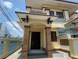 Giá bán trong tuần  biệt thự góc 2 mt đường 141m2 ( 7x21) 2 tầng chỉ nhỉnh 12 tỷ.