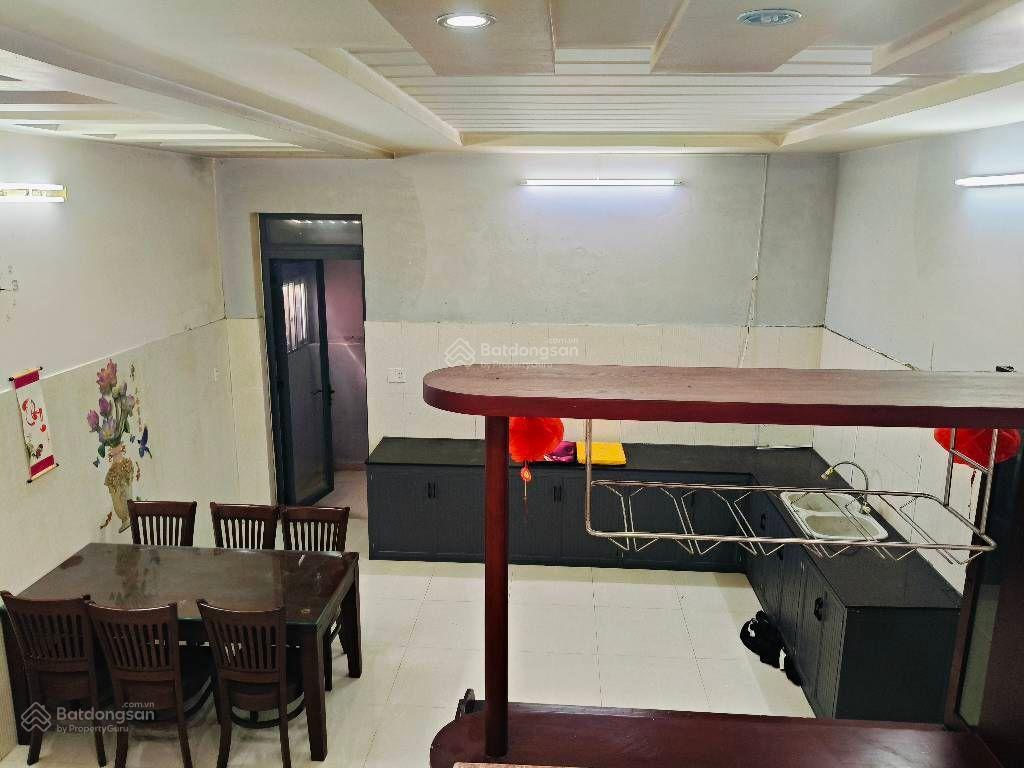 Nhà mặt tiền đường số view công viên  ngang 5x20  4 tầng  ngay trường đh kinh tế chỉ 7,99 tỷ.