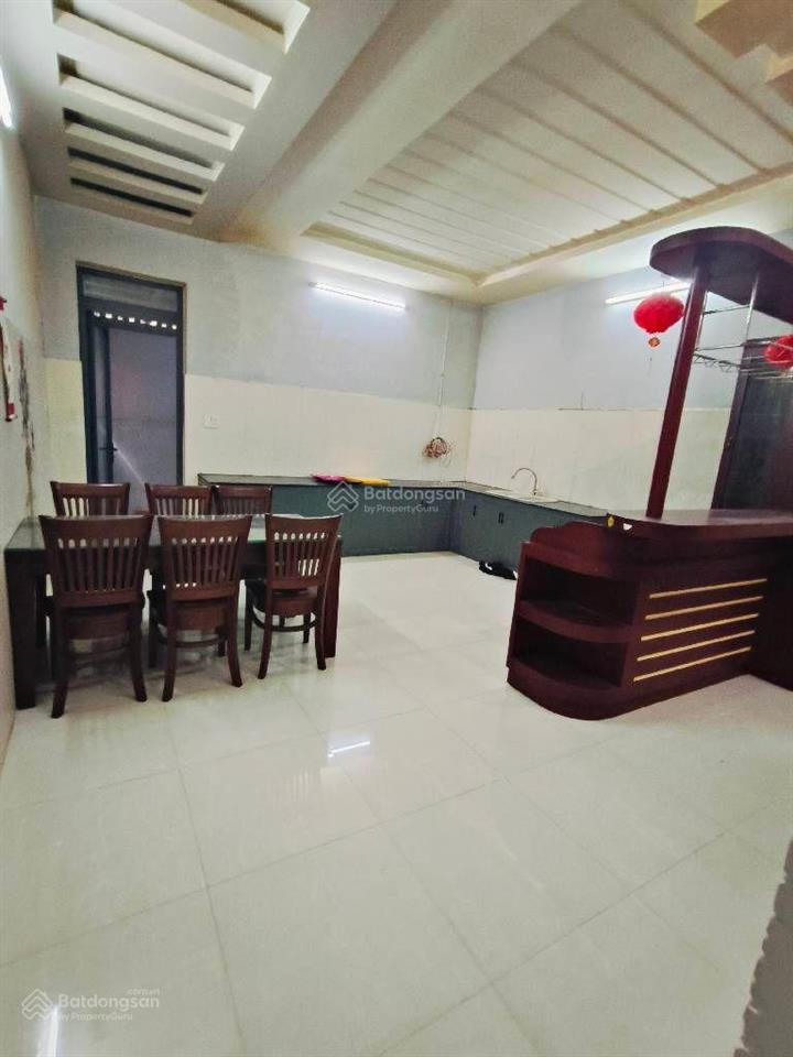 Nhà mặt tiền đường số view công viên  ngang 5x20  4 tầng  ngay trường đh kinh tế chỉ 7,99 tỷ.