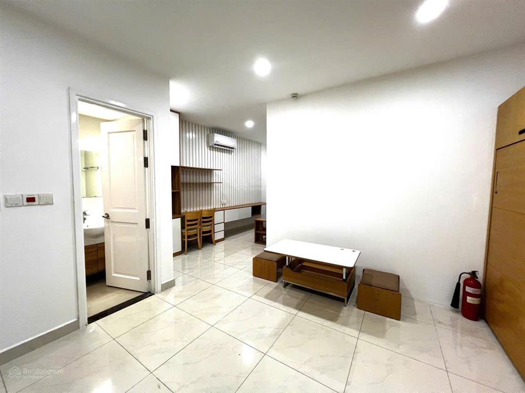 Chính chủ cho thuê căn hộ studio chỉ với 12 triệu ở sài gòn mia.