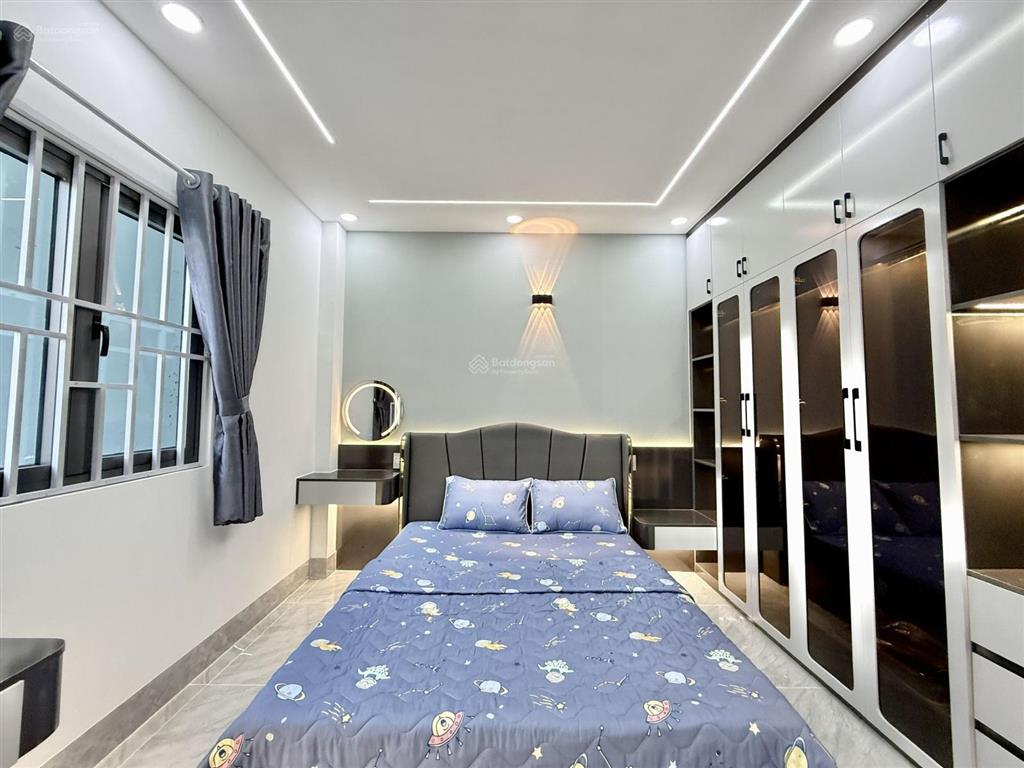 Nhà phố 4m x 15m, xây 4 tầng full nội thất hẻm nhựa xe hơi đường thới an 20