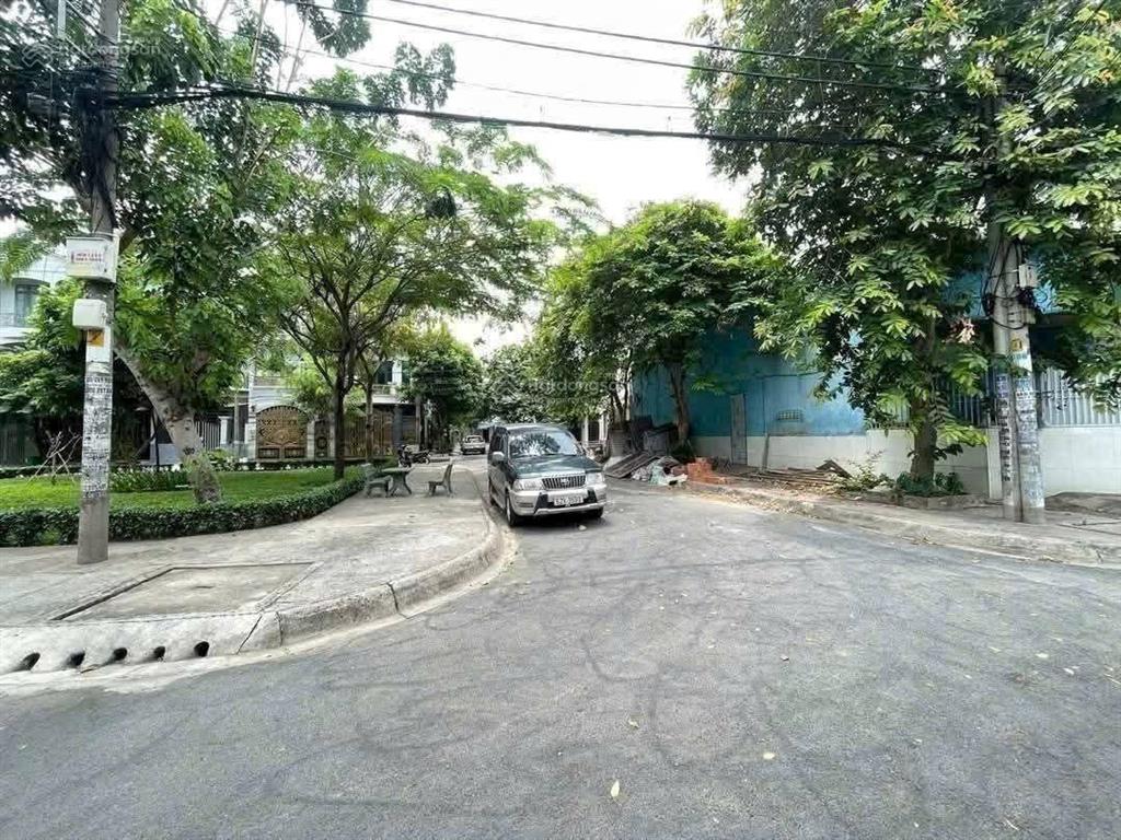 Lô đất đẹp 5m x 22m, view công viên hẻm nhựa 12m thông khu vip đường tân chánh hiệp 8