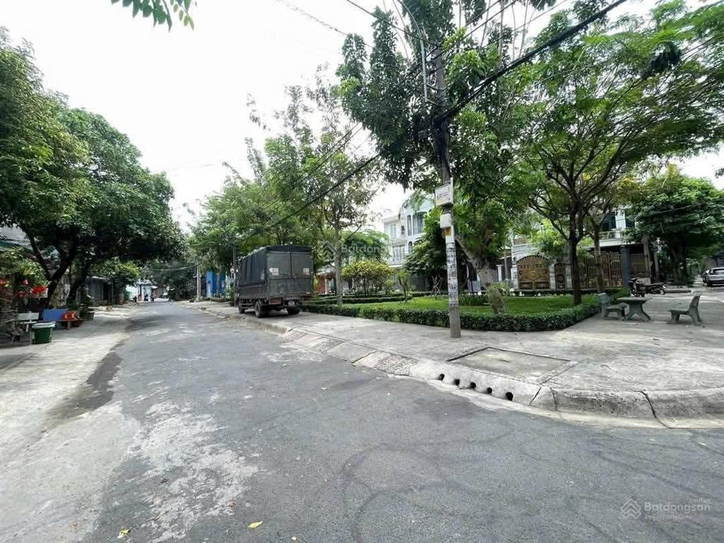 Lô đất đẹp 5m x 22m, view công viên hẻm nhựa 12m thông khu vip đường tân chánh hiệp 8