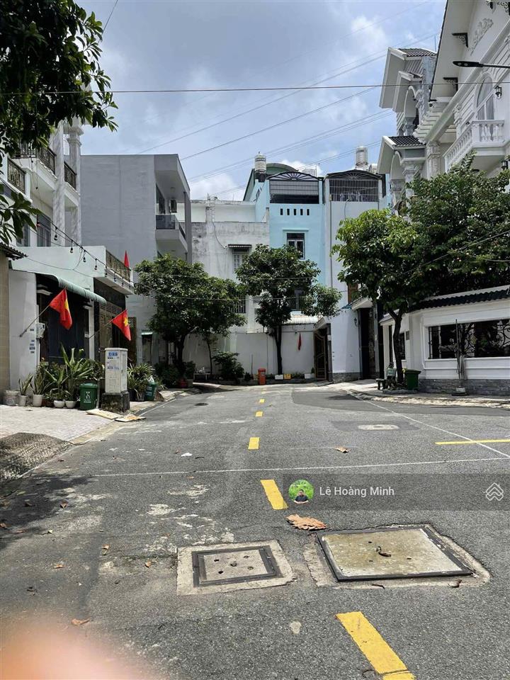 Biệt thự mini nở hậu 8,5x 23m. có thang máy. hẻm 12m khu vip nguyễn ảnh thủ. ngay ngã tư tch 10