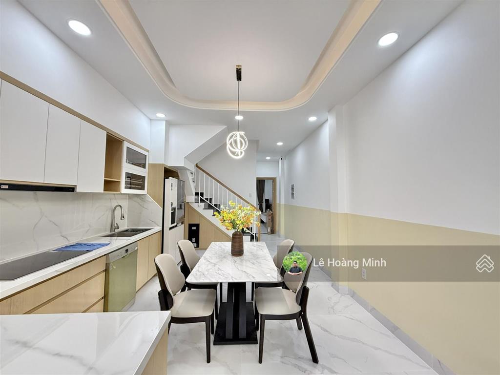 Siêu phẩm 4m x 23m, 3 tầng (có pn dưới) full nội thất mặt tiền đường thới an 18