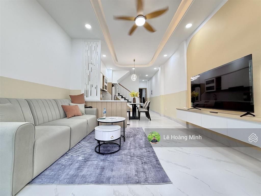 Siêu phẩm 4m x 23m, 3 tầng (có pn dưới) full nội thất mặt tiền đường thới an 18