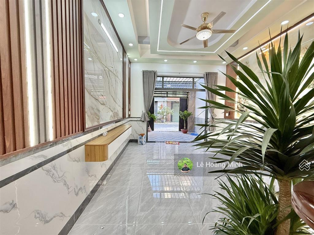 Nhà phố 3 tầng 4,5m x 18m. 1/ ngắn hẻm nhựa 8m đường lê văn khương