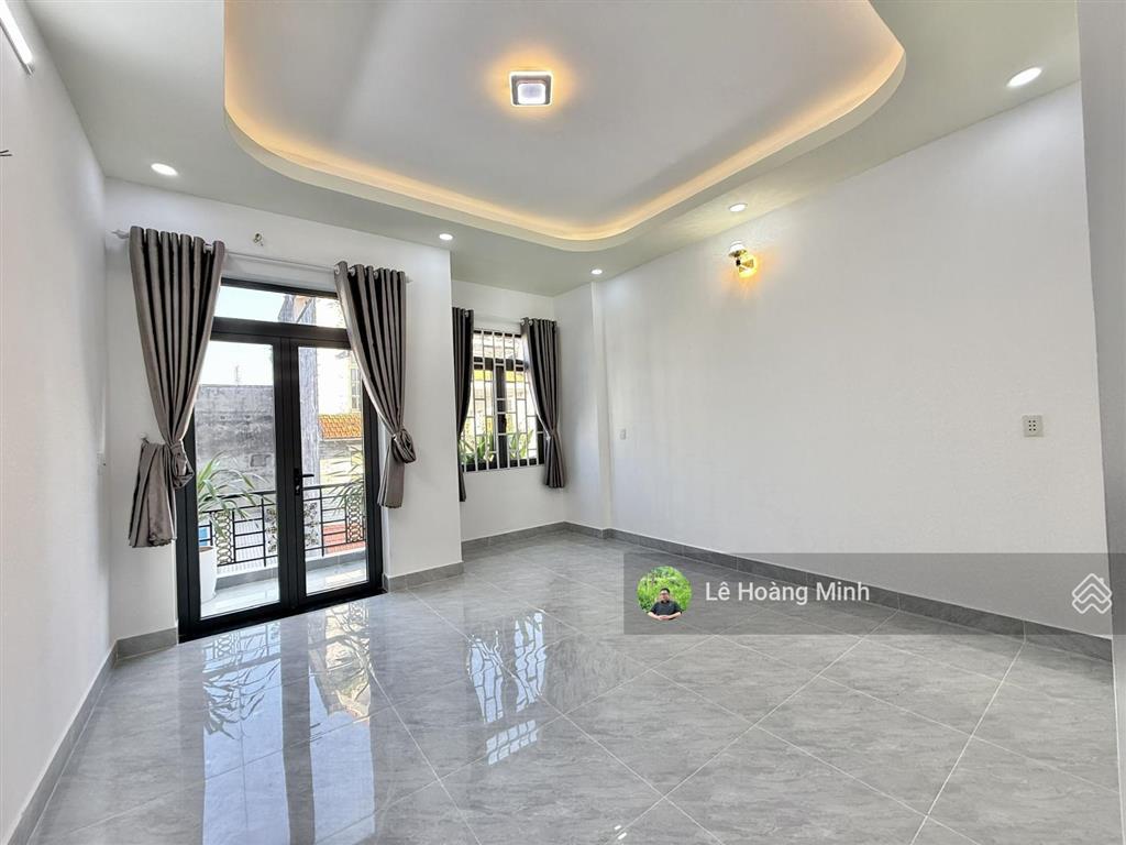 Nhà phố 3 tầng 4,5m x 18m. 1/ ngắn hẻm nhựa 8m đường lê văn khương