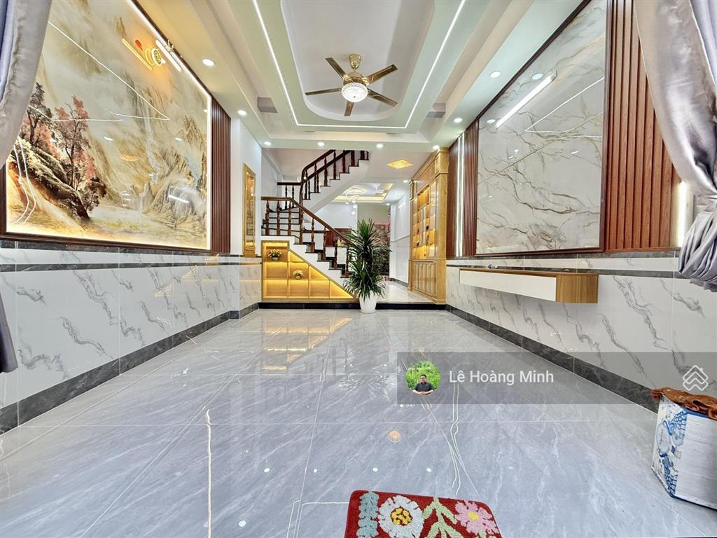 Nhà phố 3 tầng 4,5m x 18m. 1/ ngắn hẻm nhựa 8m đường lê văn khương