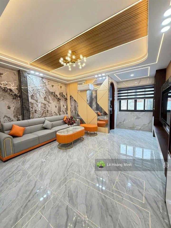Siêu phẩm 4,2m nở hậu 5,2m x 18m. 4 tầng. ô thang máy 1/ ngắn đường dương thị mười